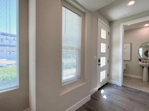 1681 Heirloom St, Davis, CA 95616 photo 6