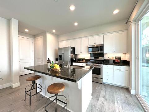 1681 Heirloom St, Davis, CA 95616 photo 16
