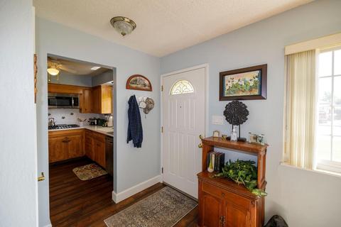 1605 Evette Ct, Merced, CA 95340 photo 4