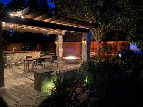 2800 Rockwell Dr, Davis, CA 95618 photo 2