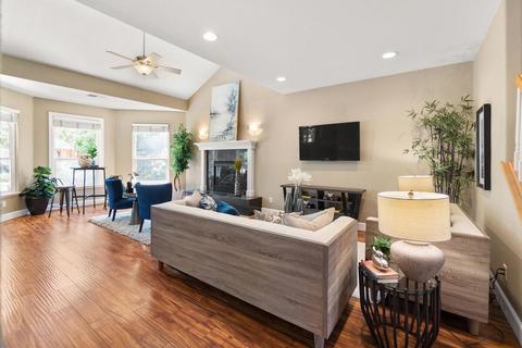 2800 Rockwell Dr, Davis, CA 95618 photo 6