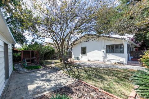 610 N Stockton Ave, Ripon, CA 95366 photo 19