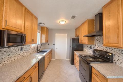 834 Emory Ct, Merced, CA 95341 photo 9