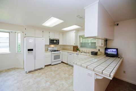 2701 Lahontan Dr, Modesto, CA 95358 photo 6