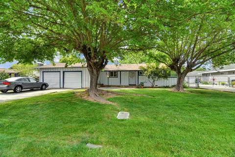 1948 15th St, Olivehurst, CA 95961 photo 2
