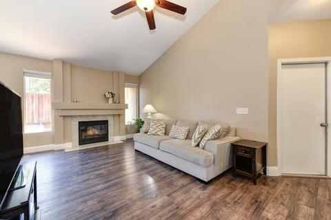 8408 Falcon View Dr, Antelope, CA 95843 photo 6