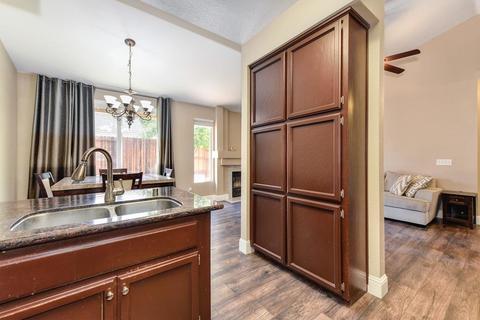 8408 Falcon View Dr, Antelope, CA 95843 photo 15