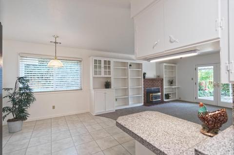 2208 W Walnut, Lodi, CA 95242 photo 9