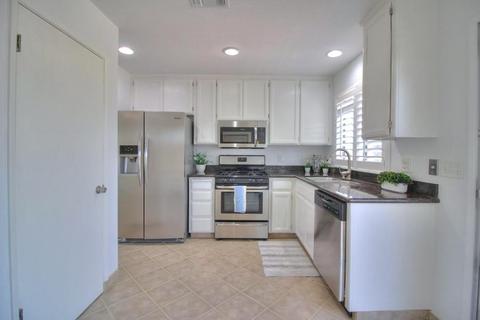 3921 Hollywood Dr, Ceres, CA 95307 photo 11