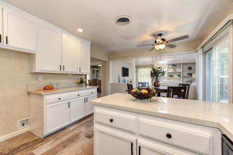6455 Templeton Dr, Carmichael, CA 95608 photo 15
