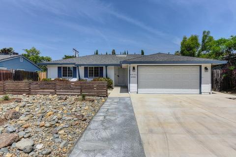 6455 Templeton Dr, Carmichael, CA 95608 photo 2