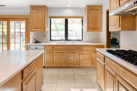 44915 N El Macero Dr, El Macero, CA 95618 photo 10