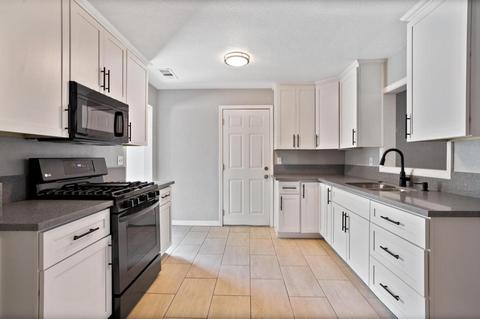 325 Trask Ln, Modesto, CA 95354 photo 3