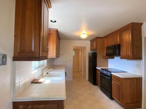 1006 Ashford Ct, Modesto, CA 95350 photo 8