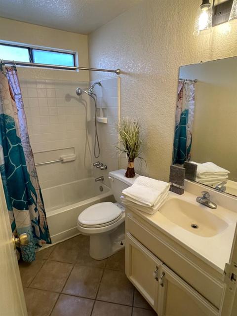 2052 Olive Branch Dr, Modesto, CA 95351 photo 12