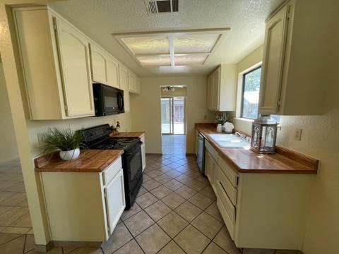 2052 Olive Branch Dr, Modesto, CA 95351 photo 2