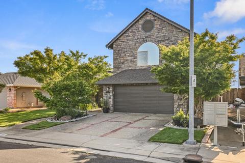 300 Evergreen Dr, Lodi, CA 95242 photo 2