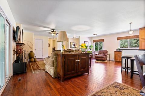 2732 Scenic Bnd, Modesto, CA 95355 photo 9