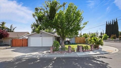 1112 Devonshire Ave, Manteca, CA 95336 photo 1