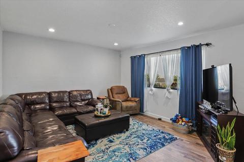 1112 Devonshire Ave, Manteca, CA 95336 photo 10