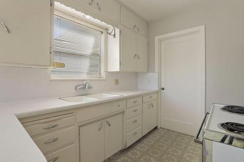 340 W Turner Rd, Lodi, CA 95240 photo 16