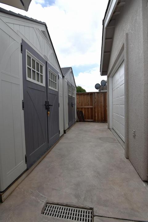 2352 Caprice Dr, Turlock, CA 95382 photo 49