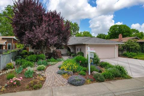 2730 Blackburn Dr, Davis, CA 95618 photo 4