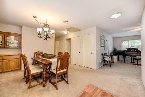 2730 Blackburn Dr, Davis, CA 95618 photo 9