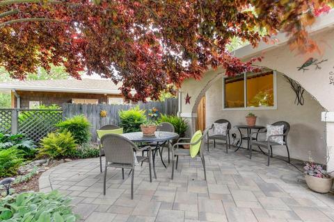 2730 Blackburn Dr, Davis, CA 95618 photo 8