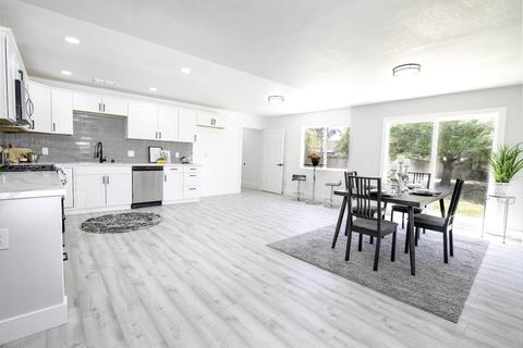 9360 Pershing Ave, Orangevale, CA 95662 photo 2