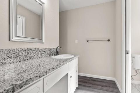 1001 W Rumble Rd, Modesto, CA 95350 photo 32