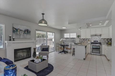 821 Salina Dr, Modesto, CA 95357 photo 12