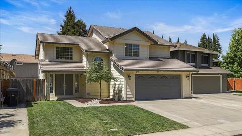 821 Salina Dr, Modesto, CA 95357 photo 2