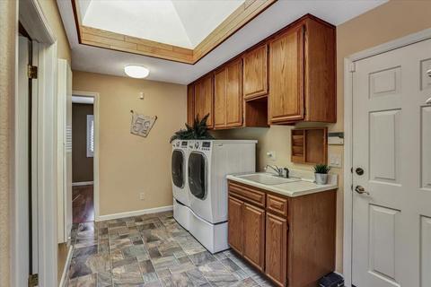 2425 Sebastian Dr, Turlock, CA 95382 photo 23