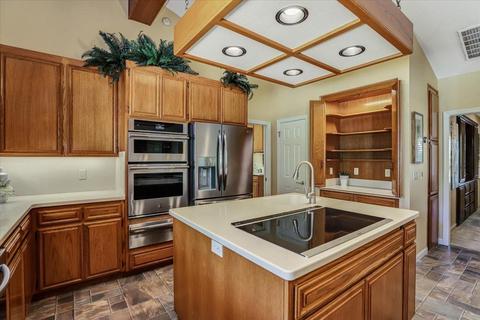 2425 Sebastian Dr, Turlock, CA 95382 photo 21