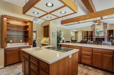2425 Sebastian Dr, Turlock, CA 95382 photo 20