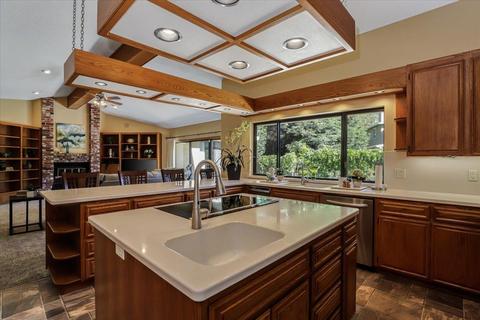2425 Sebastian Dr, Turlock, CA 95382 photo 19