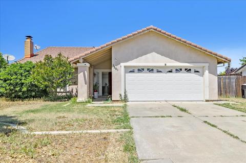 1561 W Kavanagh Ave, Tracy, CA 95376 photo 1