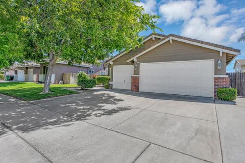 1014 Moon River Way, Ceres, CA 95307 photo 4