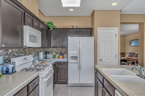 1014 Moon River Way, Ceres, CA 95307 photo 11