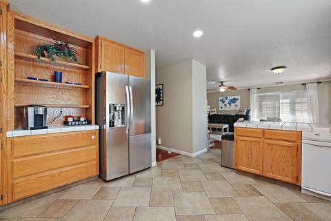 1809 Kit Fox Dr, Hughson, CA 95326 photo 13