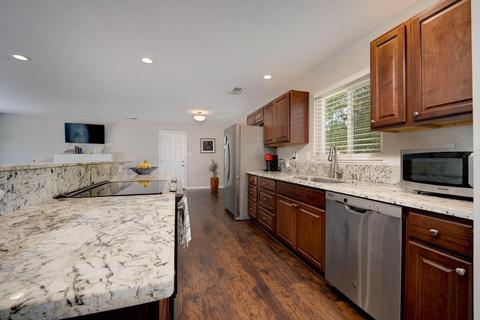 5039 Bowman Oaks Way, Carmichael, CA 95608 photo 7