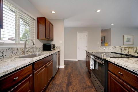 5039 Bowman Oaks Way, Carmichael, CA 95608 photo 9