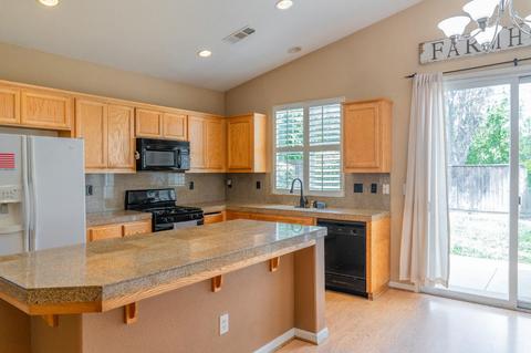 389 Violet Pl, Tracy, CA 95377 photo 11