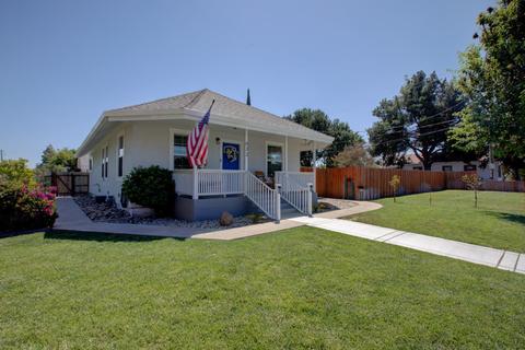 632 N Stockton Ave, Ripon, CA 95366 photo 1