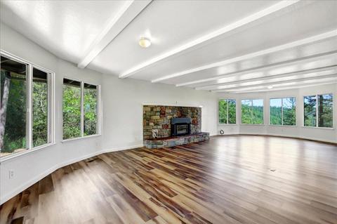 11938 E Brookview Dr, Grass Valley, CA 95945 photo 2