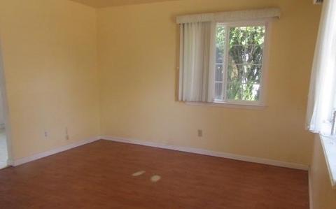 302 Georgiana Dr, Isleton, CA 95641 photo 4