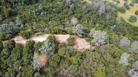 7785 Moore Dr, Angels Camp, CA 95222 photo 2