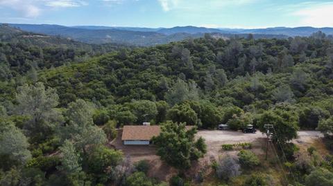 7785 Moore Dr, Angels Camp, CA 95222 photo 5