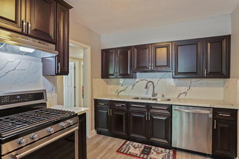 720 N Crescent Ave, Lodi, CA 95240 photo 11